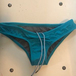 Andy medium Jolyn Bottoms